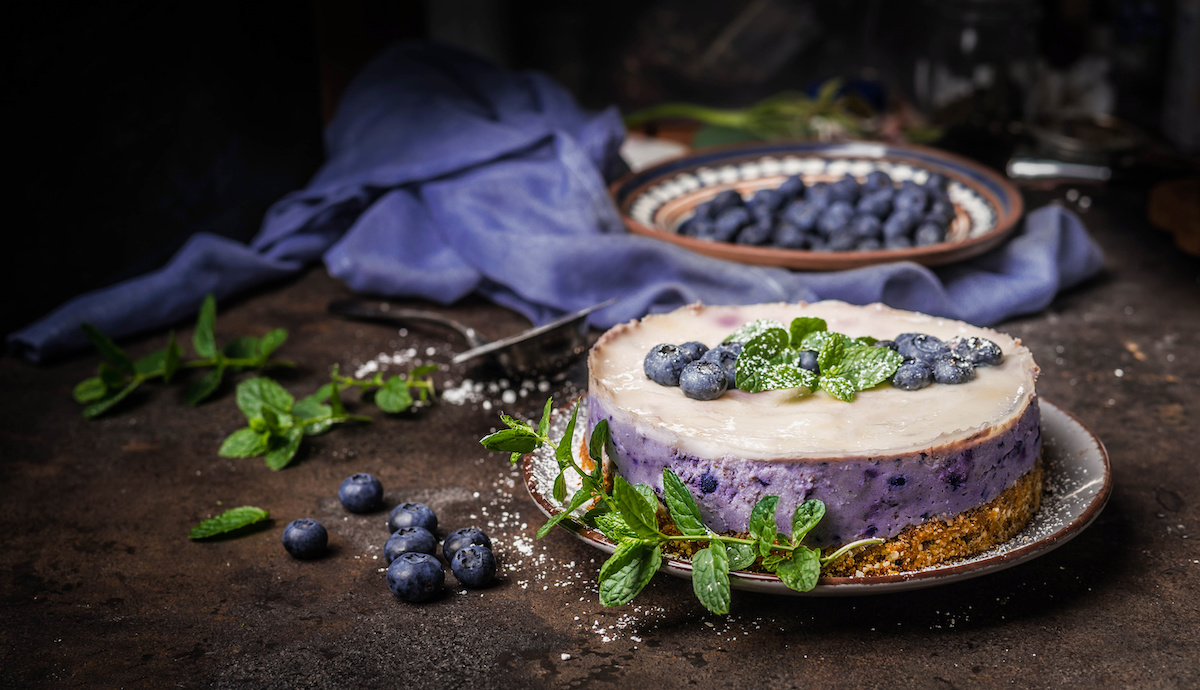 10 Delicious Plant-Based Cake Recipes Anyone Can Make + Benefits, Tips ...